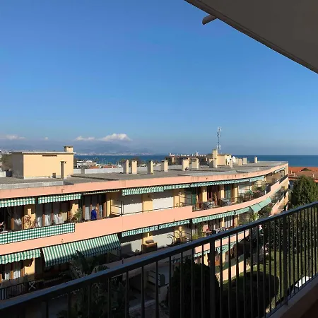 T2 - Au Calme - Vue Mer - 3 Min A Pied De La Plage * Antibes